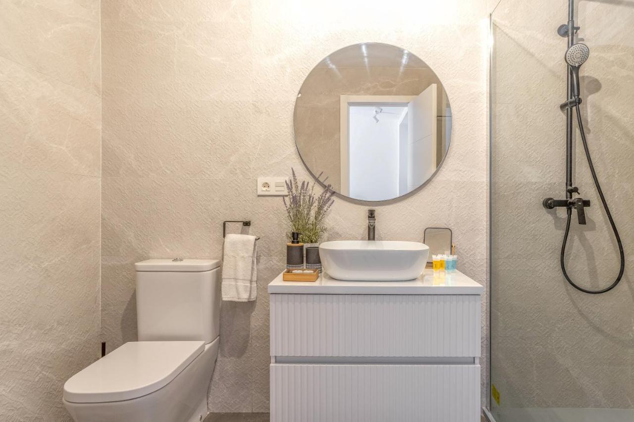 Apartment Oleholidays 303 Romana Playa Frente Al Mar Marbella
